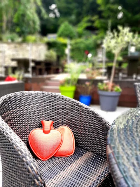 24 Royal Terrace Bar