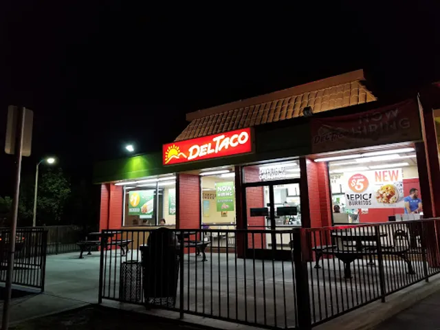 Del Taco