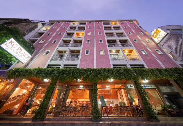 KC PLACE HOTEL PRATUNAM