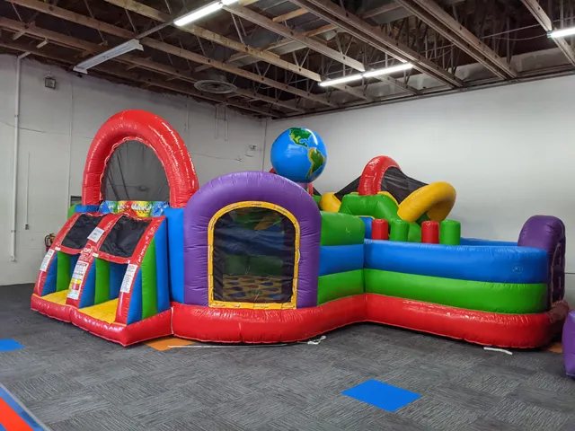 House of Jump Trampoline Park