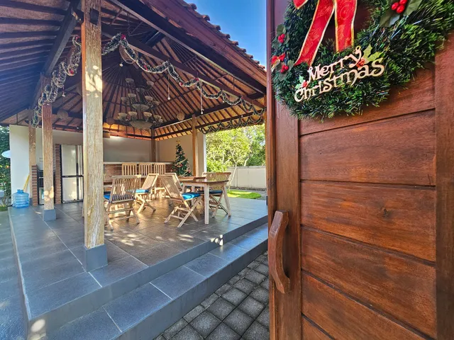 Pearl Villas Balian Beach