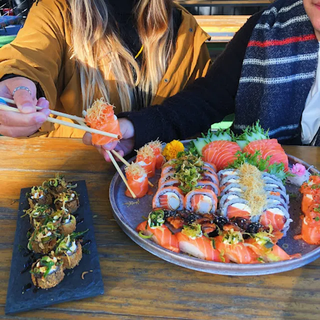 Kampeki Sushi Delivery