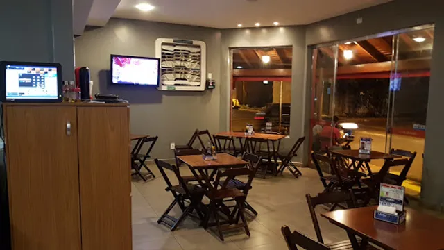 Tomodachi Bar e Restaurante