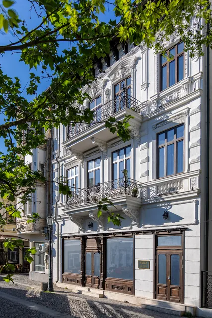 Old Town Luxury Suites