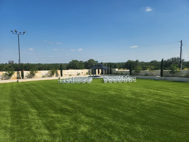 Round Mountain Cider Mill