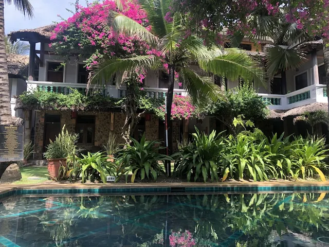 Full Moon Beach Resort