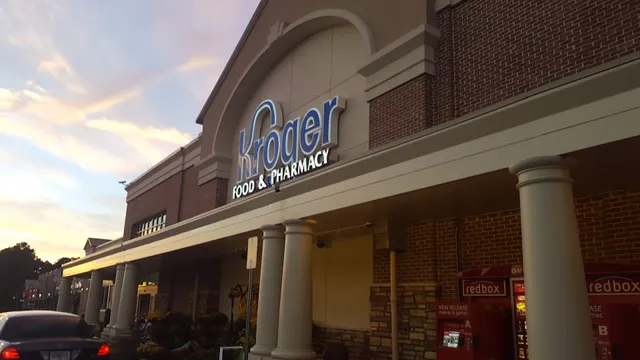 Washington Walk Shopping Center