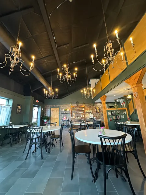 Crown & Thistle Tea Room