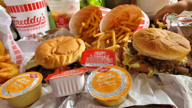 Freddy's Frozen Custard & Steakburgers