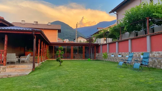 Къща за гости Детелина - Лина