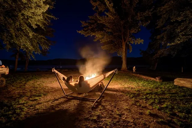 Tiny Village Ottawa River