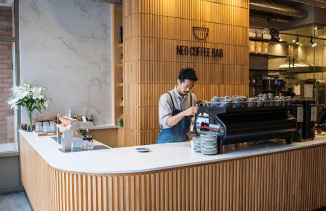 NEO COFFEE BAR BAY X COLLEGE