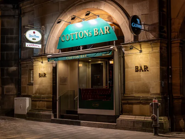 COTTONs Pub - Bremen