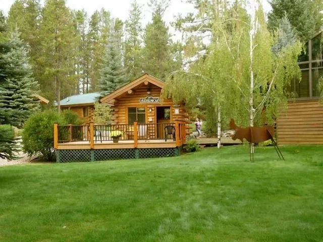 Silverwolf Log Chalets Resort