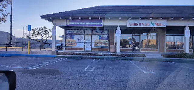 Ike's Love & Sandwiches
