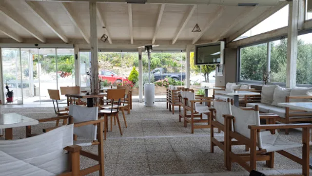 Alloro Cafe-Pizza-Grill