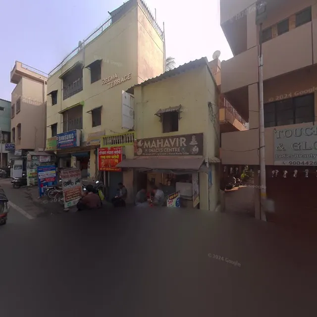 MAHAVIR SNACKS CENTER