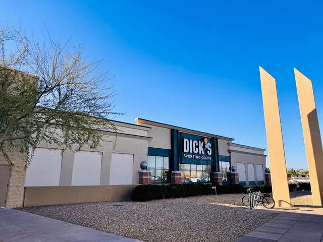DICK'S Sporting Goods