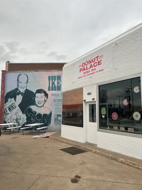 Donut Palace & Boba Tea