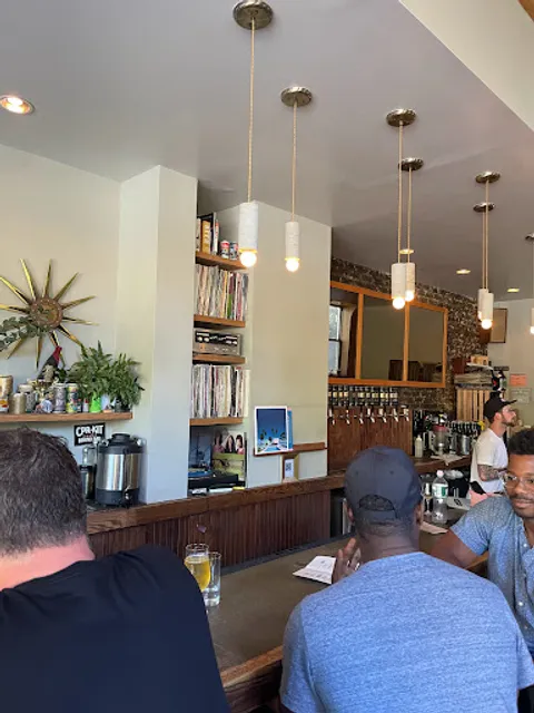 Gold Star Beer Counter