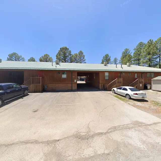 White Mountain Plaza