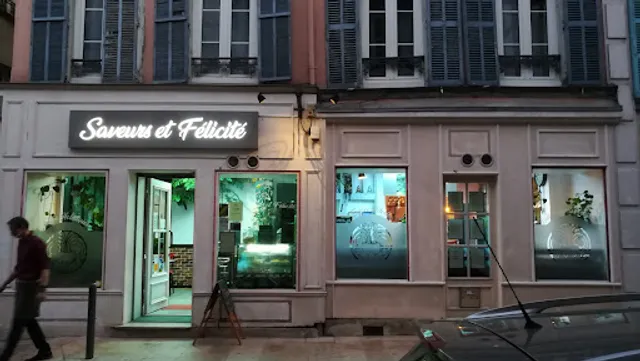 Saveurs et Félicité