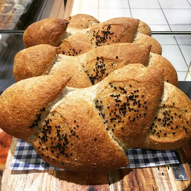 BAKER'S HOUSE made with greek tradition