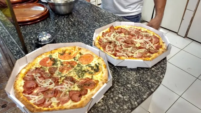 Pizzaria Q.pizza forno a lenha