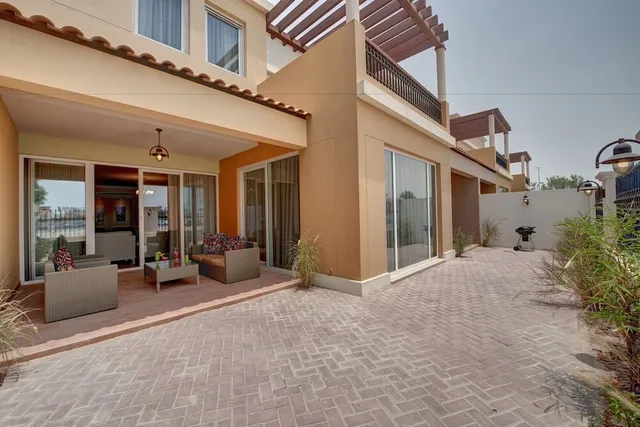 J5 Holiday Homes Barsha Gardens