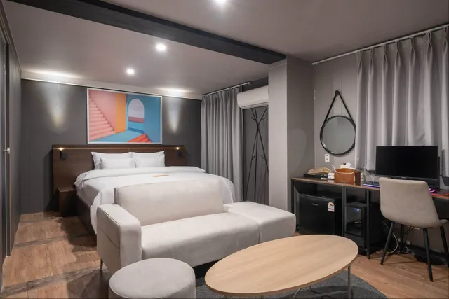 URBAN HOTEL&PLAY 신촌직영점