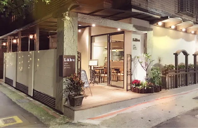 Läbu Café
