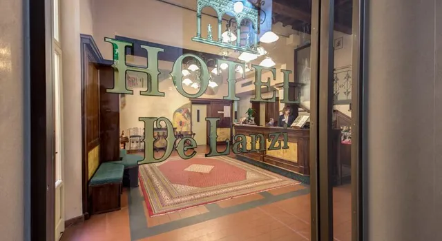 Hotel De Lanzi