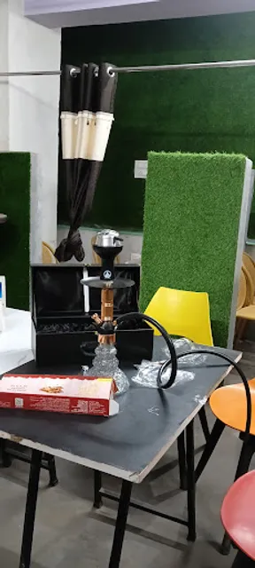 Paapi Pet ..khao bharpet