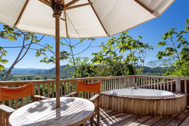 Ian Anderson's Caves Branch Jungle Lodge