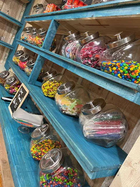 Anna Mae's Sugar Shop