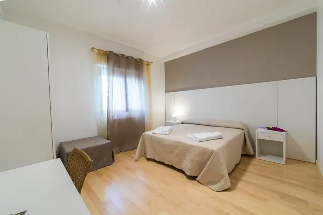 Bed and Breakfast 1951