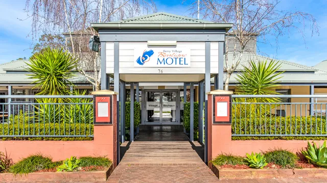 Mandala Signature Berry