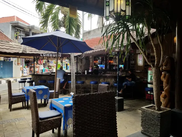 Lumbung Bar & Restaurant