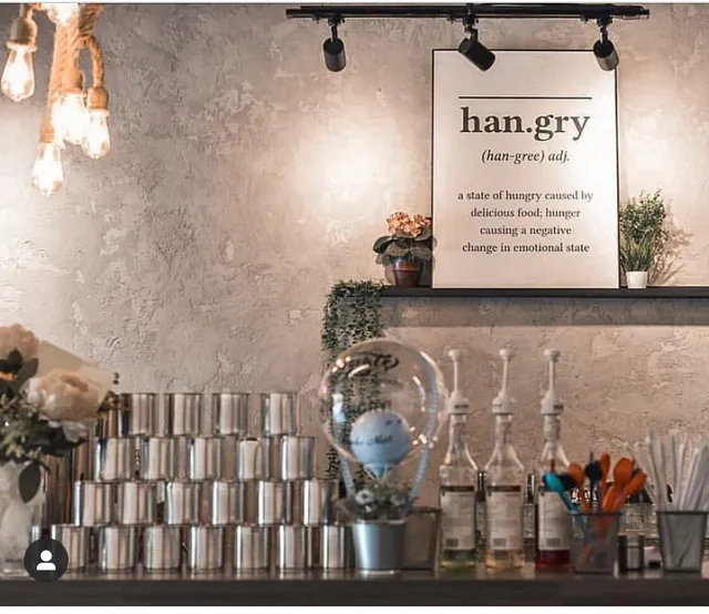 Hangry Cafe