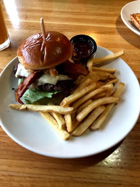 Applebee's Grill + Bar