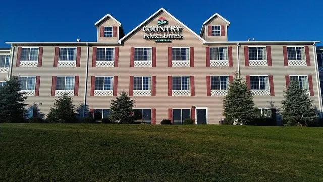 Country Inn & Suites by Radisson, Big Flats (Elmira), NY