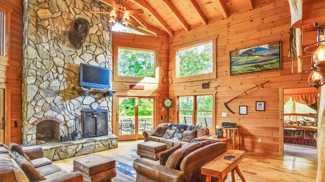 Buffalo Creek Vacations