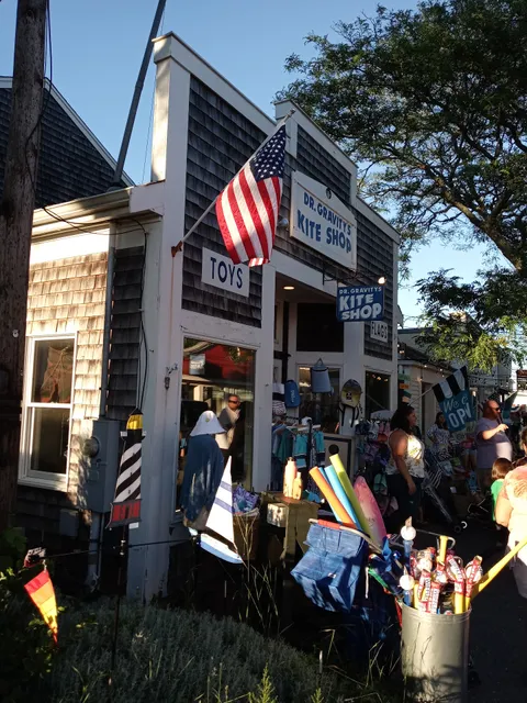 Dr. Gravity's Kite Shop