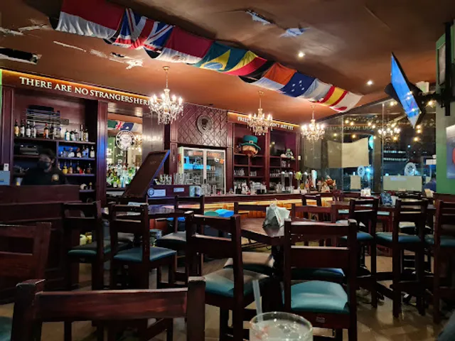 McCarthy's Irish Pub | Gran Plaza