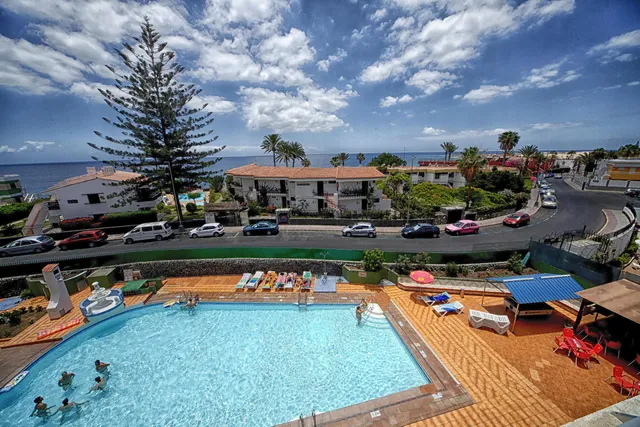 Apartamentos Montemar