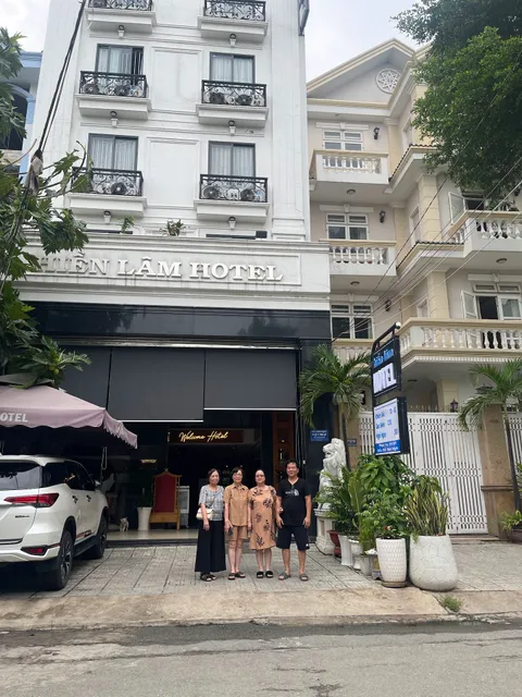 Khách Sạn Hiền Lâm