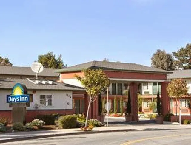 Days Inn Salinas Airport