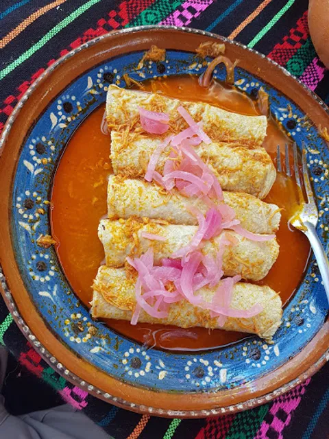 Cochinita Pibil Pochis