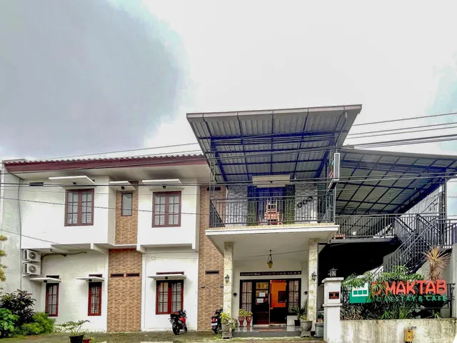 D Maktab Syariah Mitra RedDoorz Malang