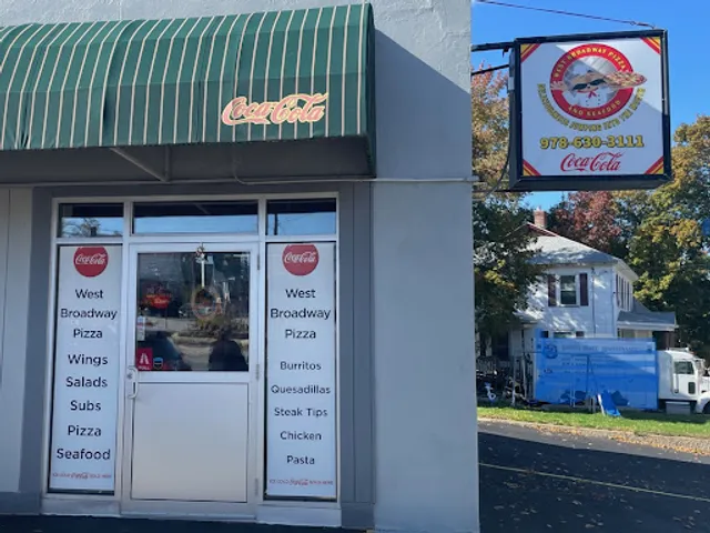 West Broadway Pizza and Seafood